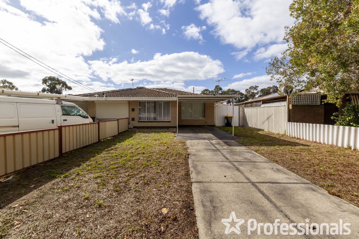 2 bedrooms Duplex in 107B Seventh Rd ARMADALE WA, 6112