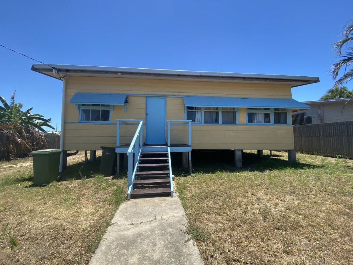 4 bedrooms House in 120 Powell Street BOWEN QLD, 4805