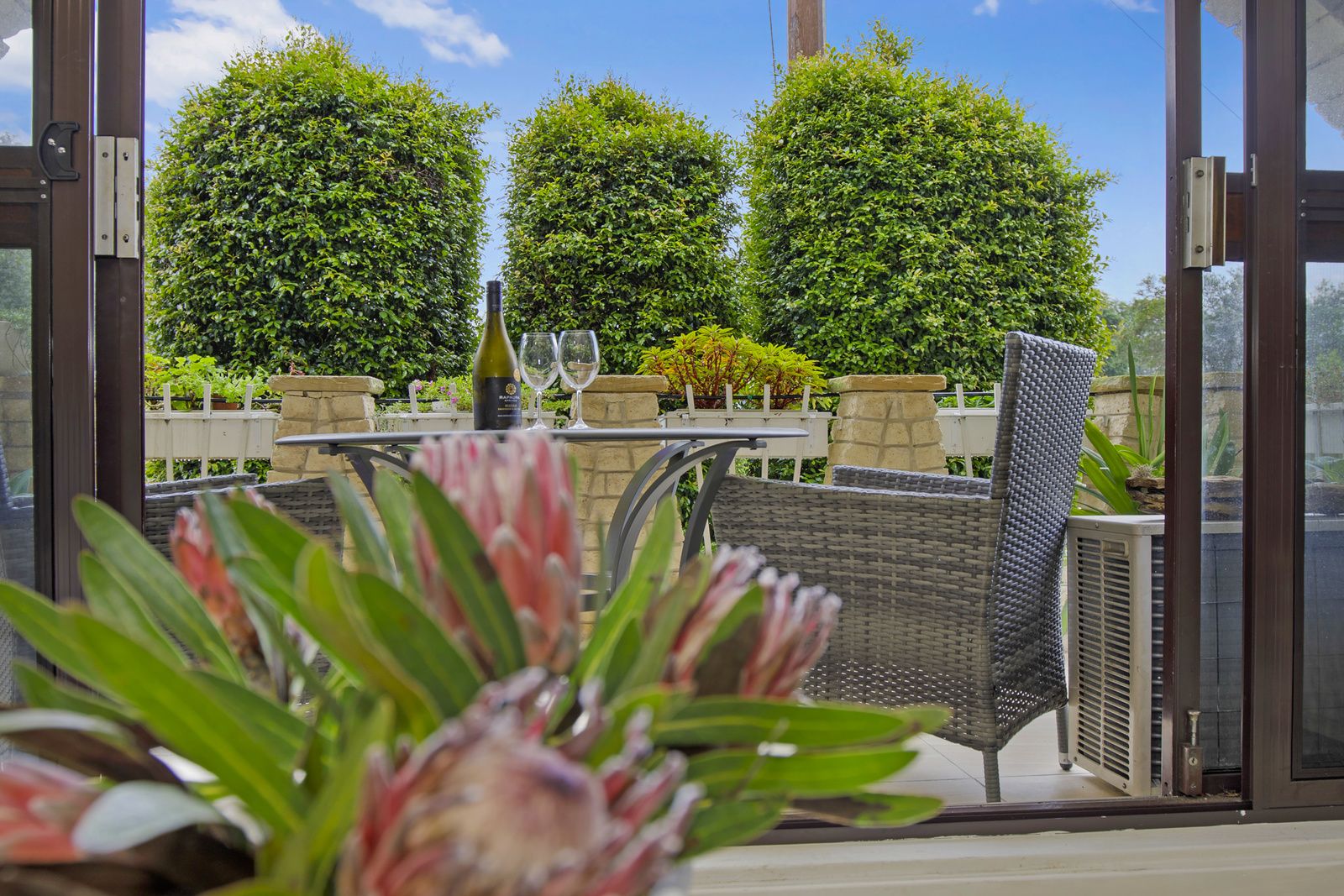 2 bedrooms Apartment / Unit / Flat in 2/22 York St POINT FREDERICK NSW, 2250