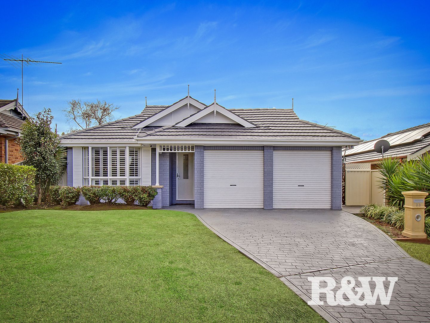 33 Paganini Crescent, Claremont Meadows NSW 2747