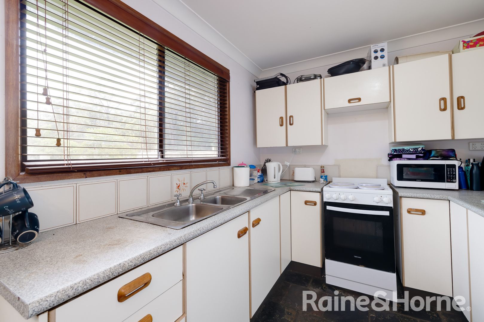 27 Carlisle Crescent, Karuah NSW 2324, Image 2