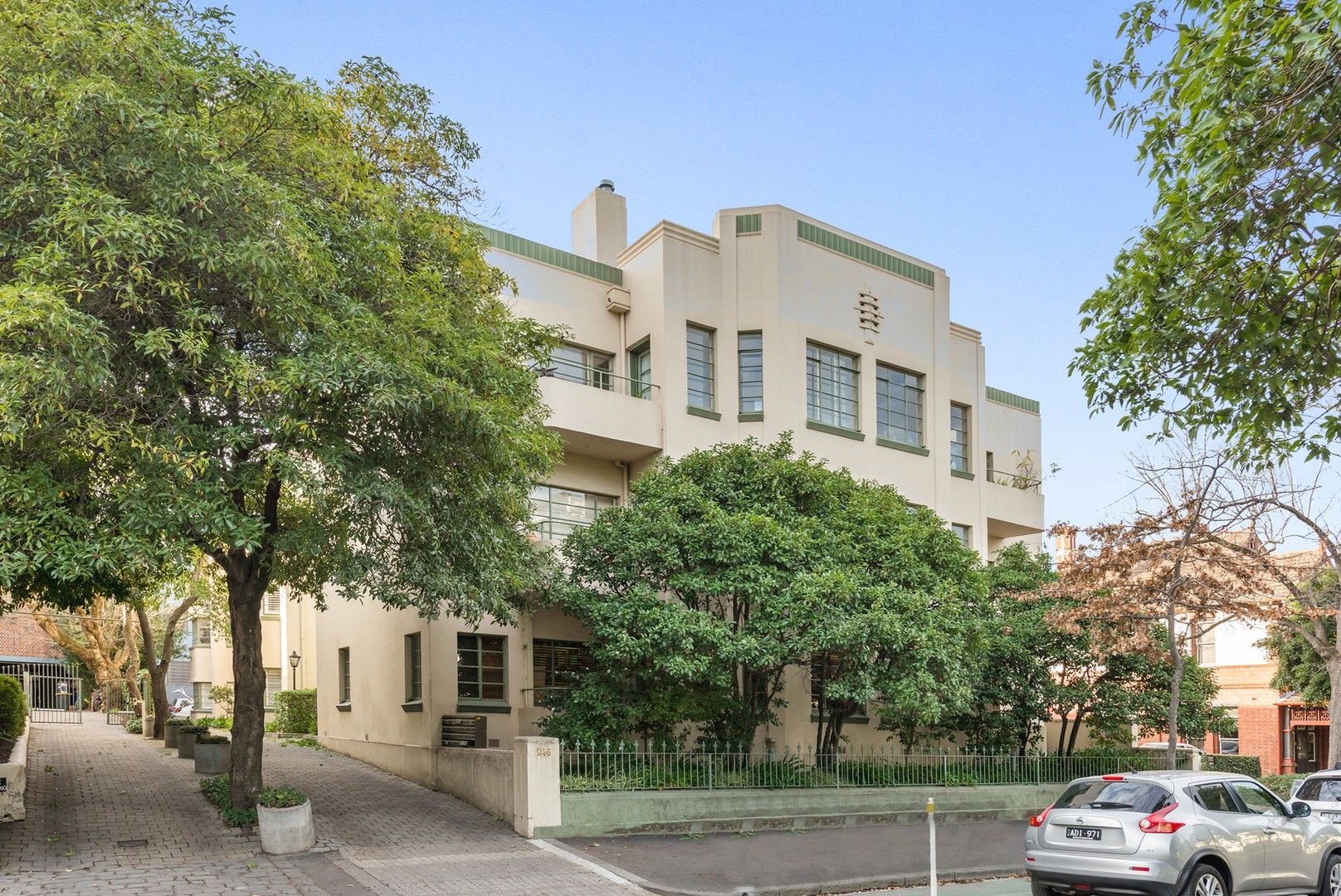 1 bedrooms Apartment / Unit / Flat in 17/246 Albert Street EAST MELBOURNE VIC, 3002