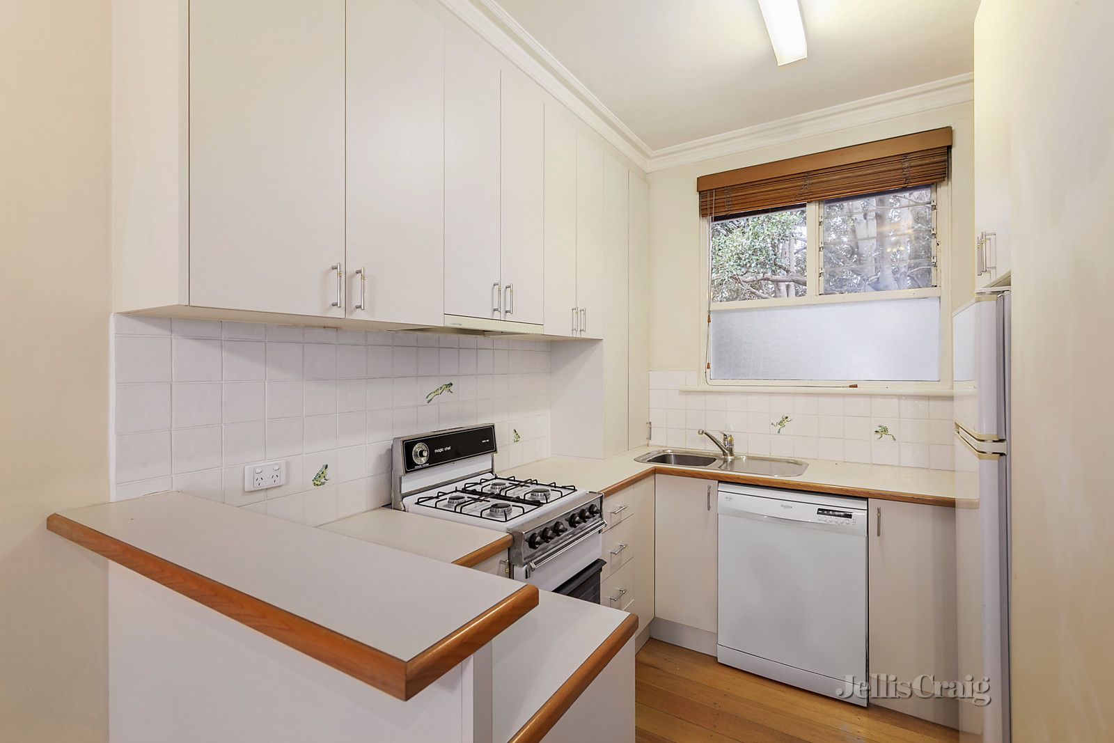 8/20 Shirley Grove, St Kilda East VIC 3183, Image 2