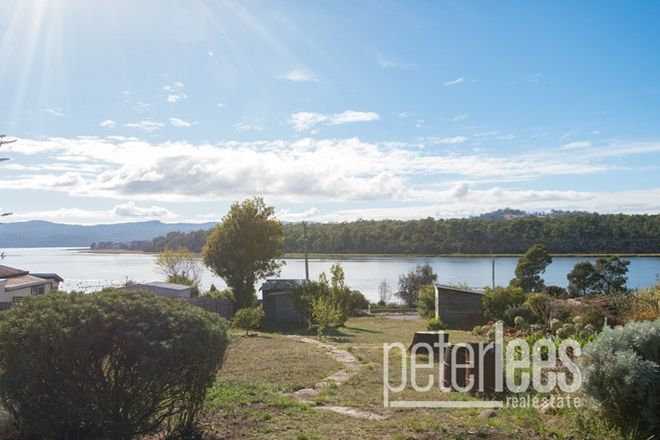 Picture of 99 Gravelly Beach Road, BLACKWALL TAS 7275