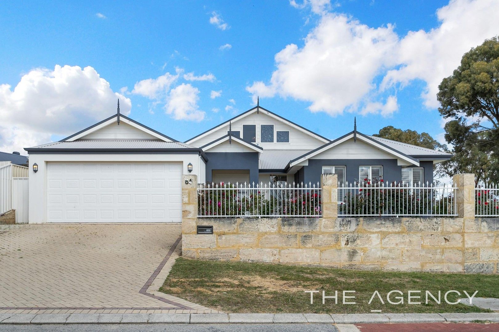 4 bedrooms House in 64 Huntsman Terrace JANE BROOK WA, 6056
