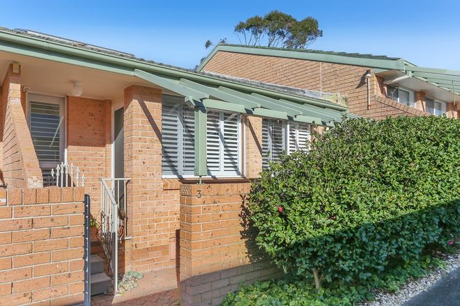 Picture of 3/20 Stuart Street, HELENSBURGH NSW 2508