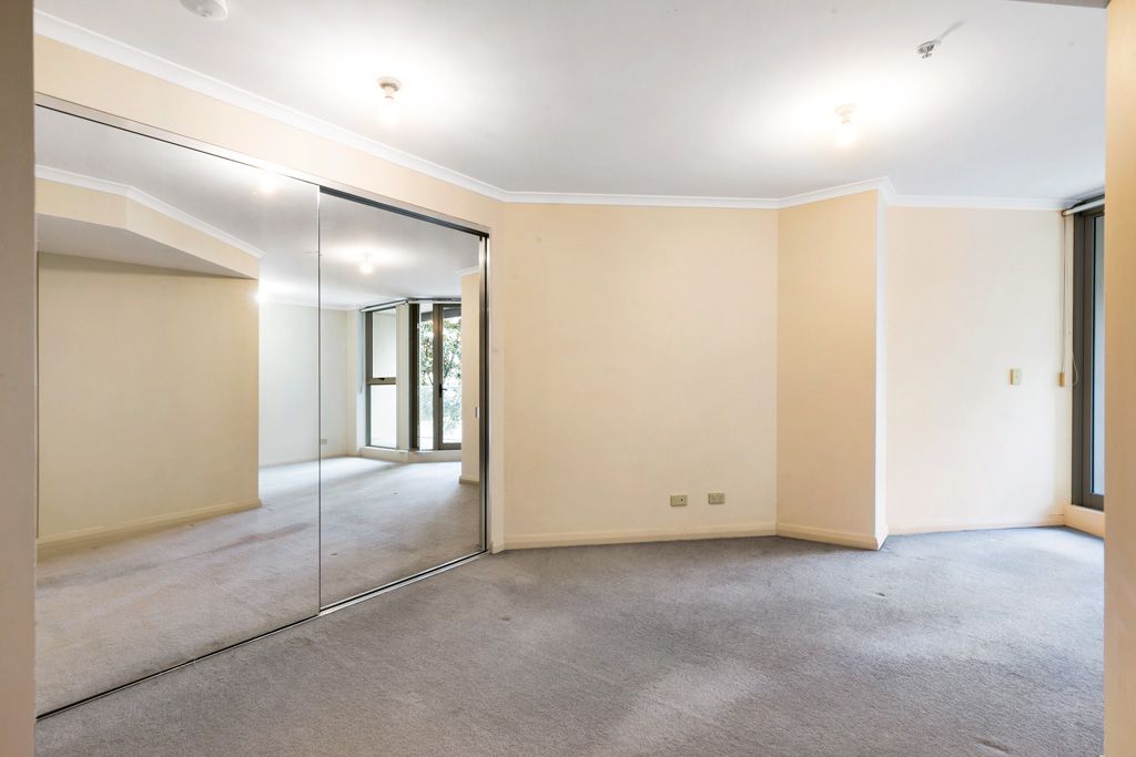 203/2B Help Street, Chatswood NSW 2067, Image 2