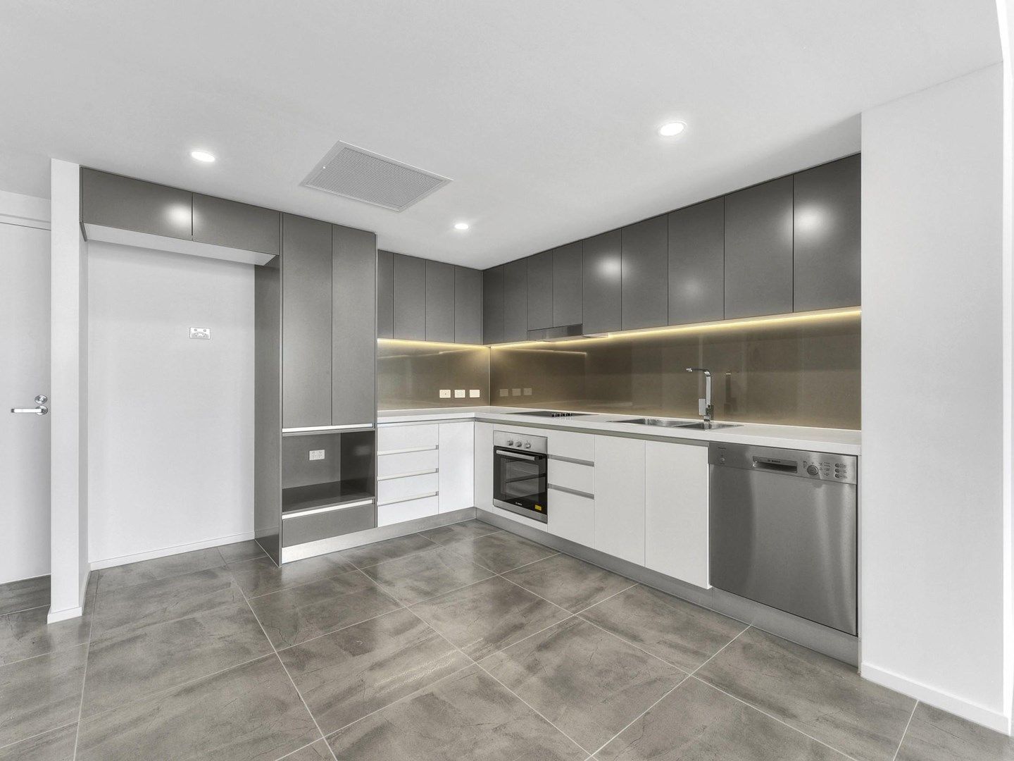 1 bedrooms Apartment / Unit / Flat in Unit 23/45 Wellington Road EAST BRISBANE QLD, 4169