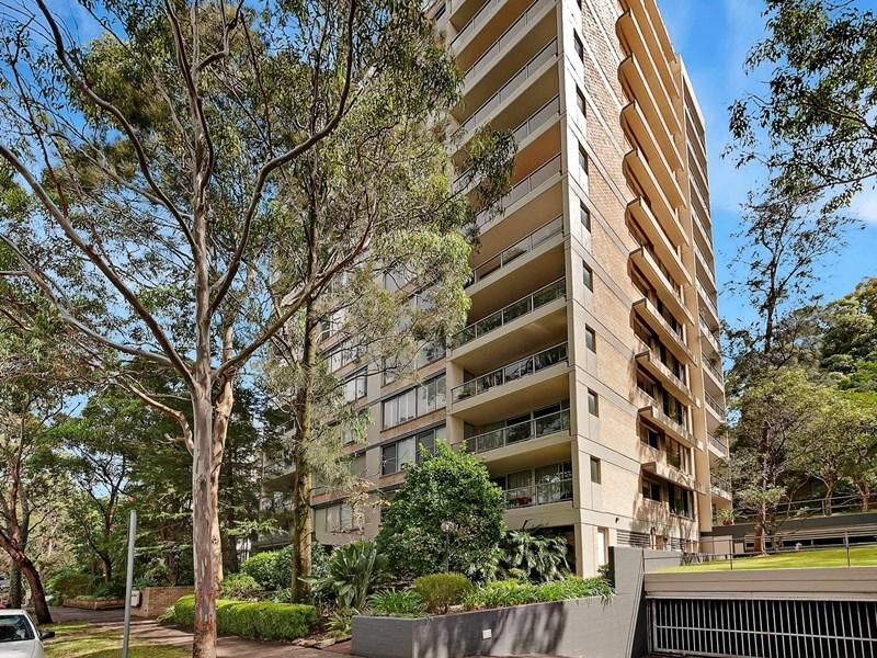 2 bedrooms Apartment / Unit / Flat in 402/5 Jersey Road ARTARMON NSW, 2064