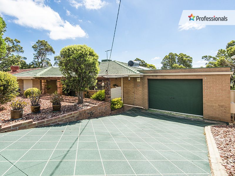 27 Carrick Road, Mount Richon WA 6112, Image 1