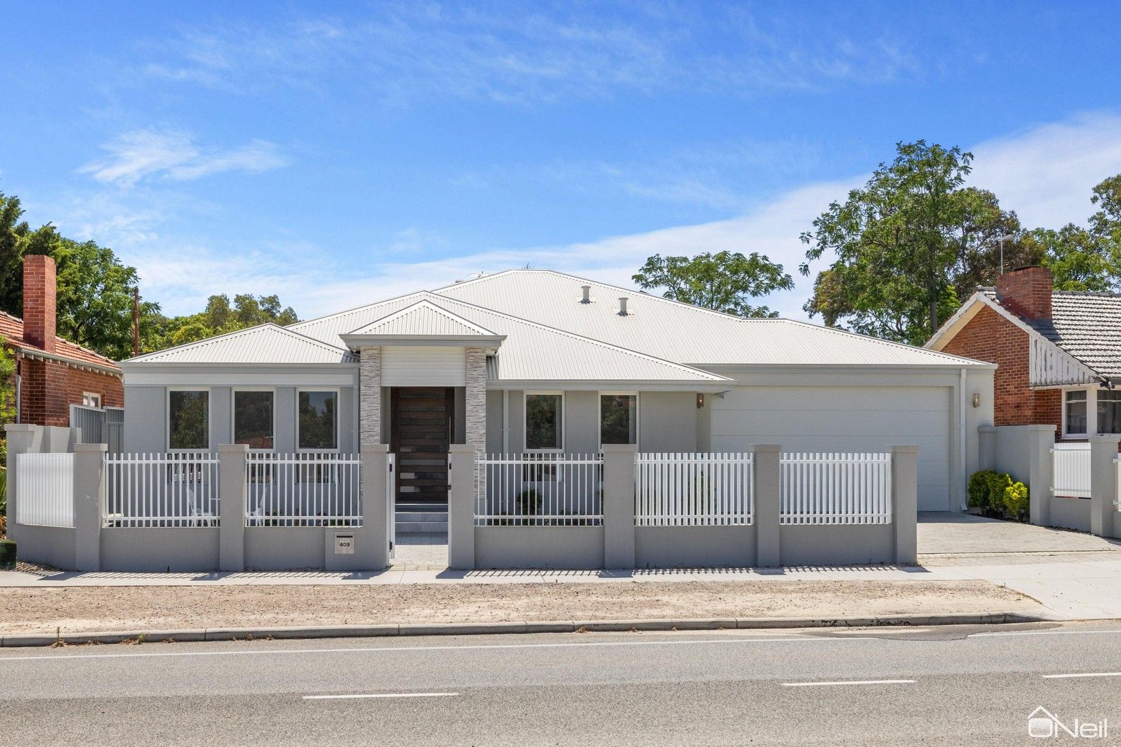 4 bedrooms House in 409 Berwick Street ST JAMES WA, 6102