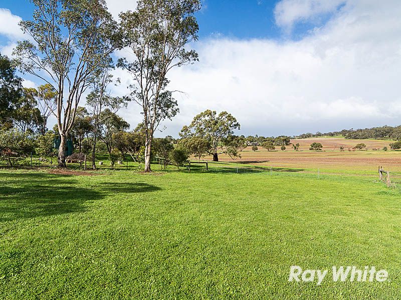 17 Bartholomew Road, Kanmantoo SA 5252, Image 0