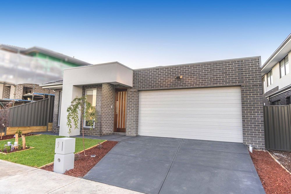 9 Breeze Way, Greenvale VIC 3059, Image 1