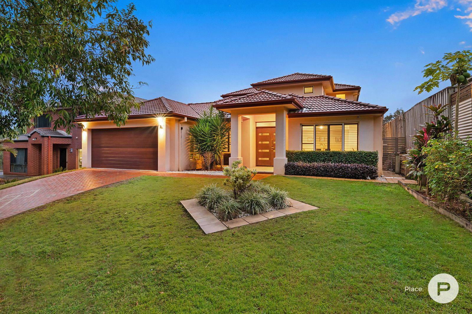 5 bedrooms House in 26 Vincent Street CALAMVALE QLD, 4116