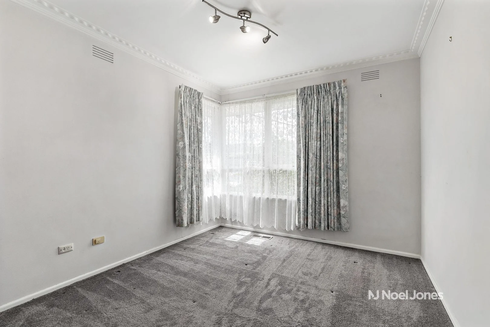 Additional image 13 of 17 Joan Crescent, Burwood East VIC 3151