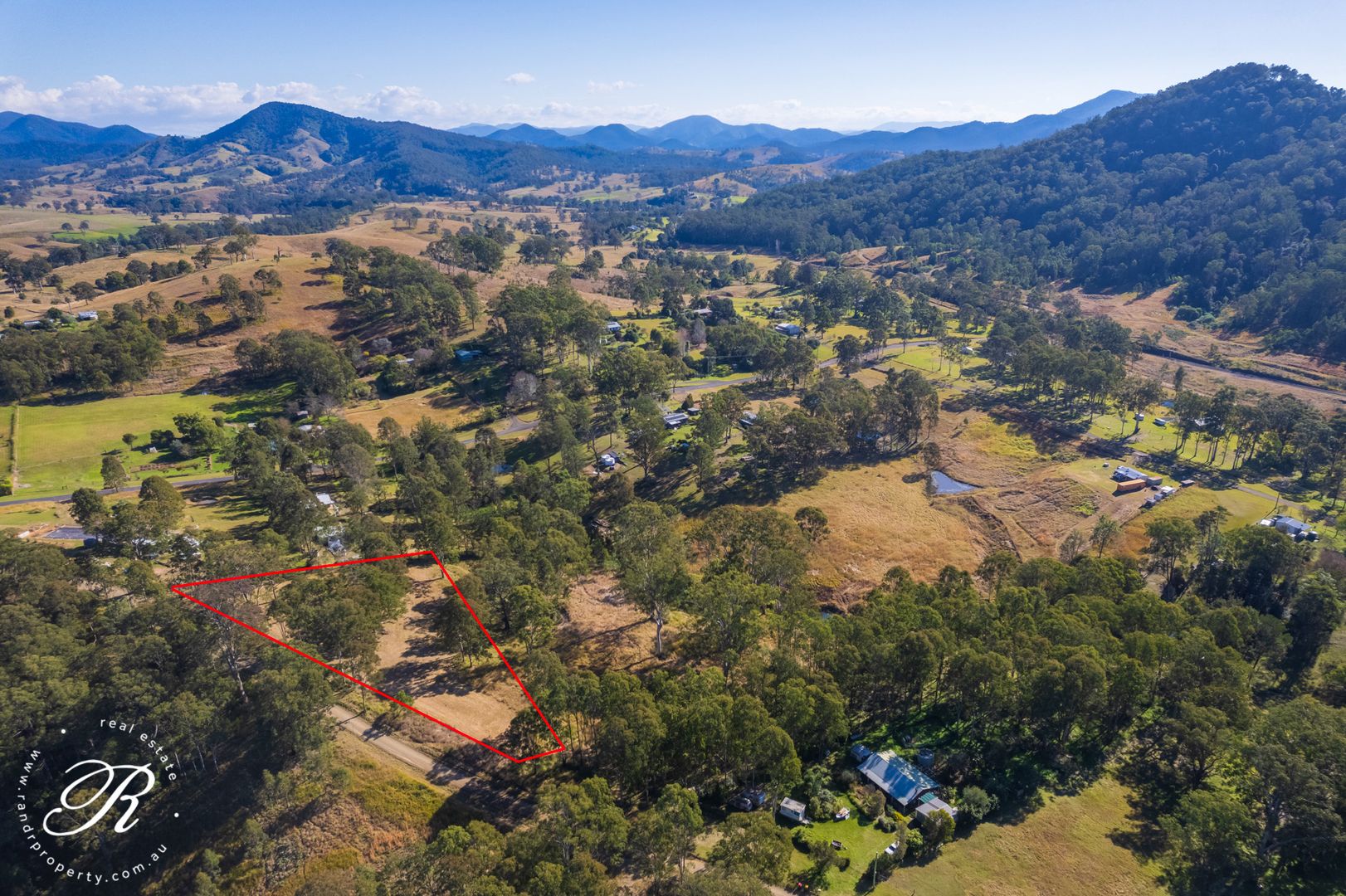 18 Hungerford Street, Bundook NSW 2422, Image 2