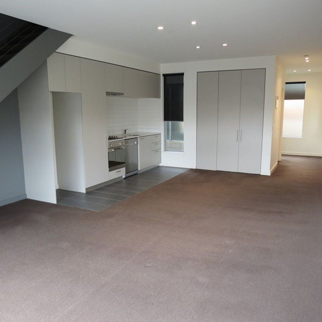 2 bedrooms Apartment / Unit / Flat in 23/34 Smith Street COLLINGWOOD VIC, 3066