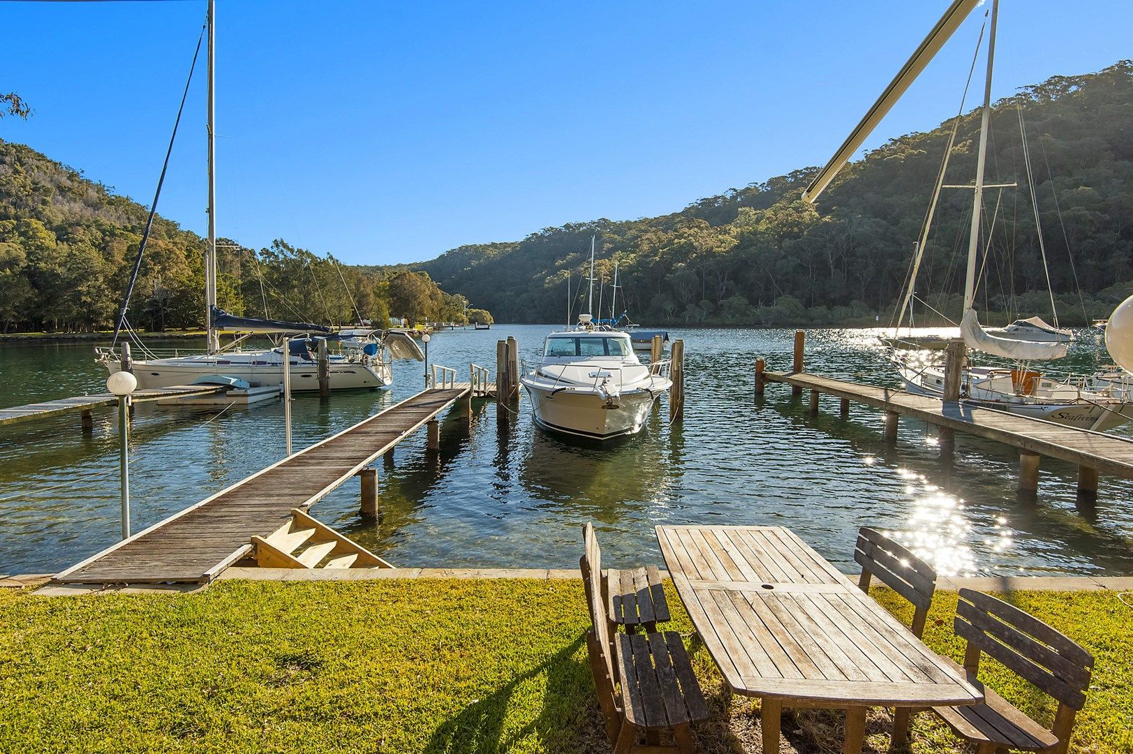 186 Mccarrs Creek Road, Church Point Property History & Address