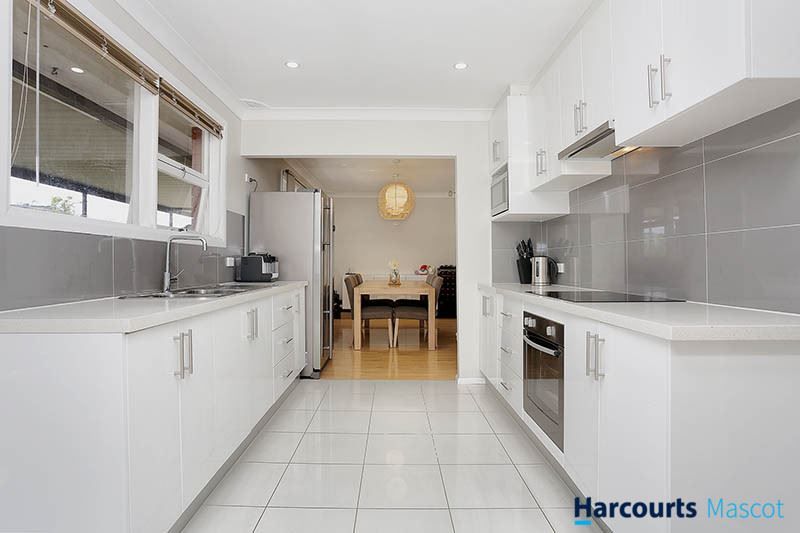 15 Katrina Cr, Cabramatta West NSW 2166, Image 2