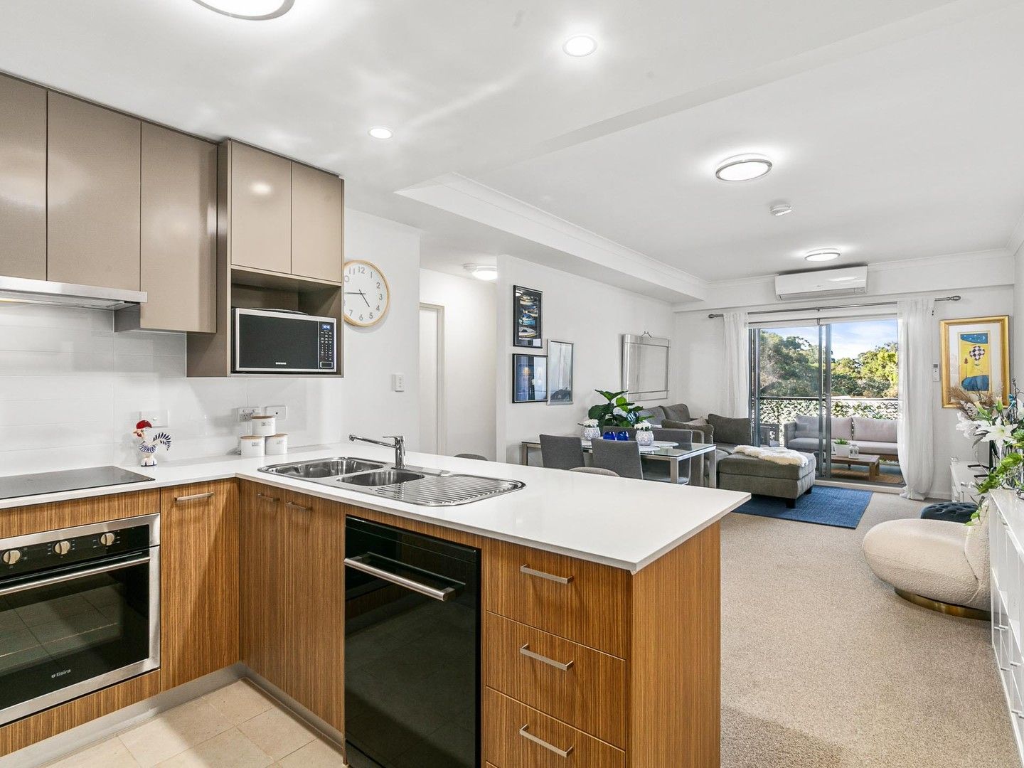 8/1 Kentucky Court, Cockburn Central WA 6164 Apartment For Rent