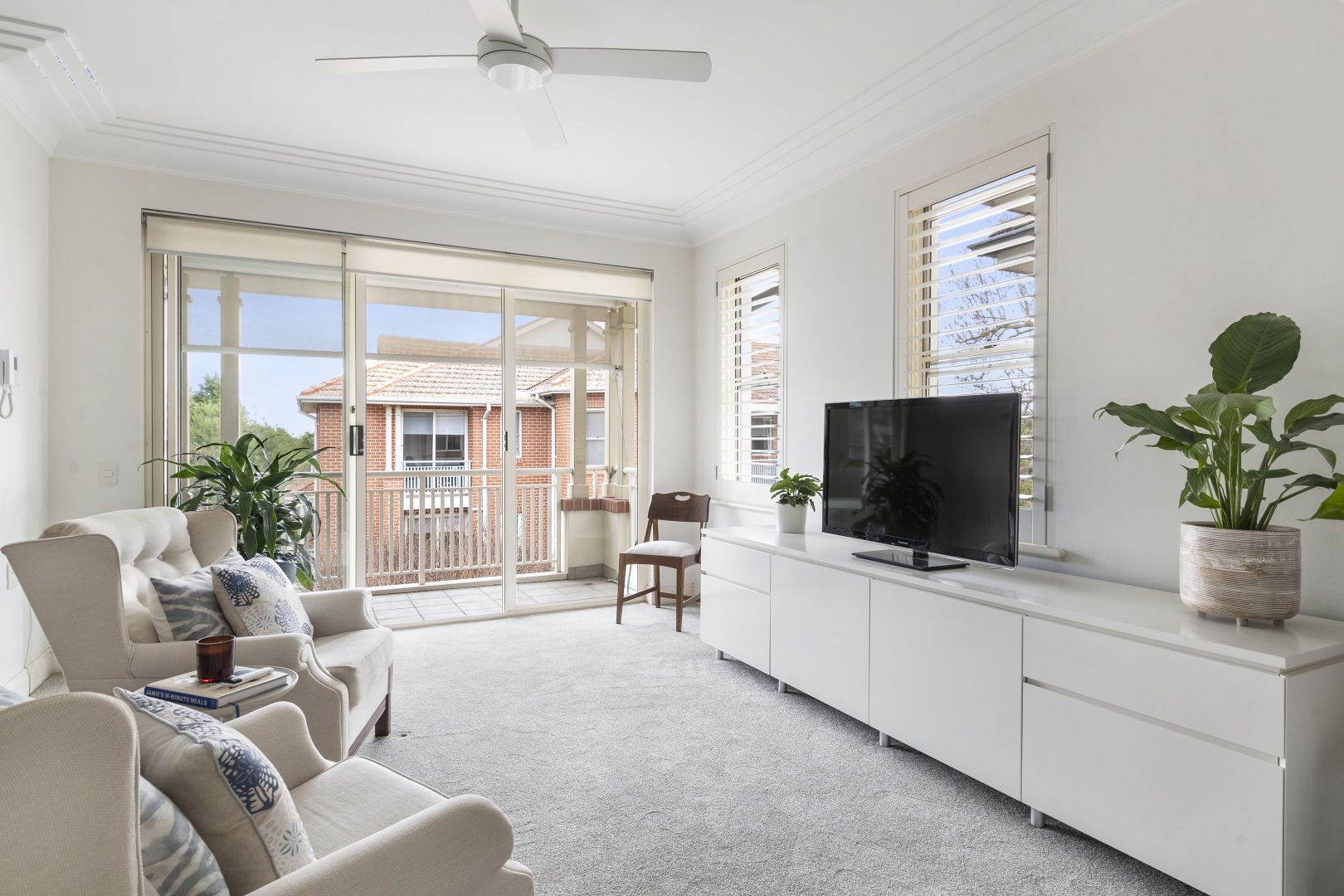 76/6 Hale Road, Mosman NSW 2088, Image 2