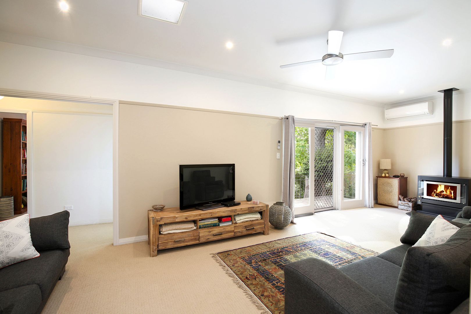 15 Honour Avenue, Lawson NSW 2783, Image 1