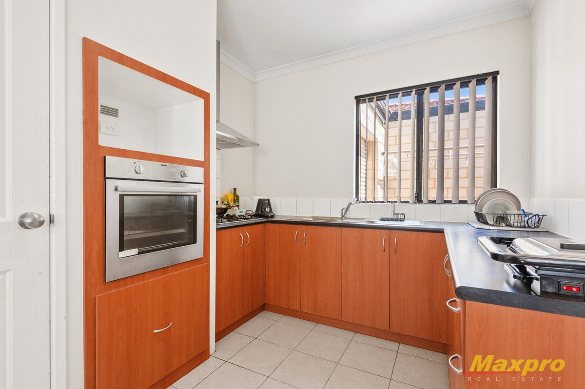 4/56 Henry Street, East Cannington WA 6107, Image 2