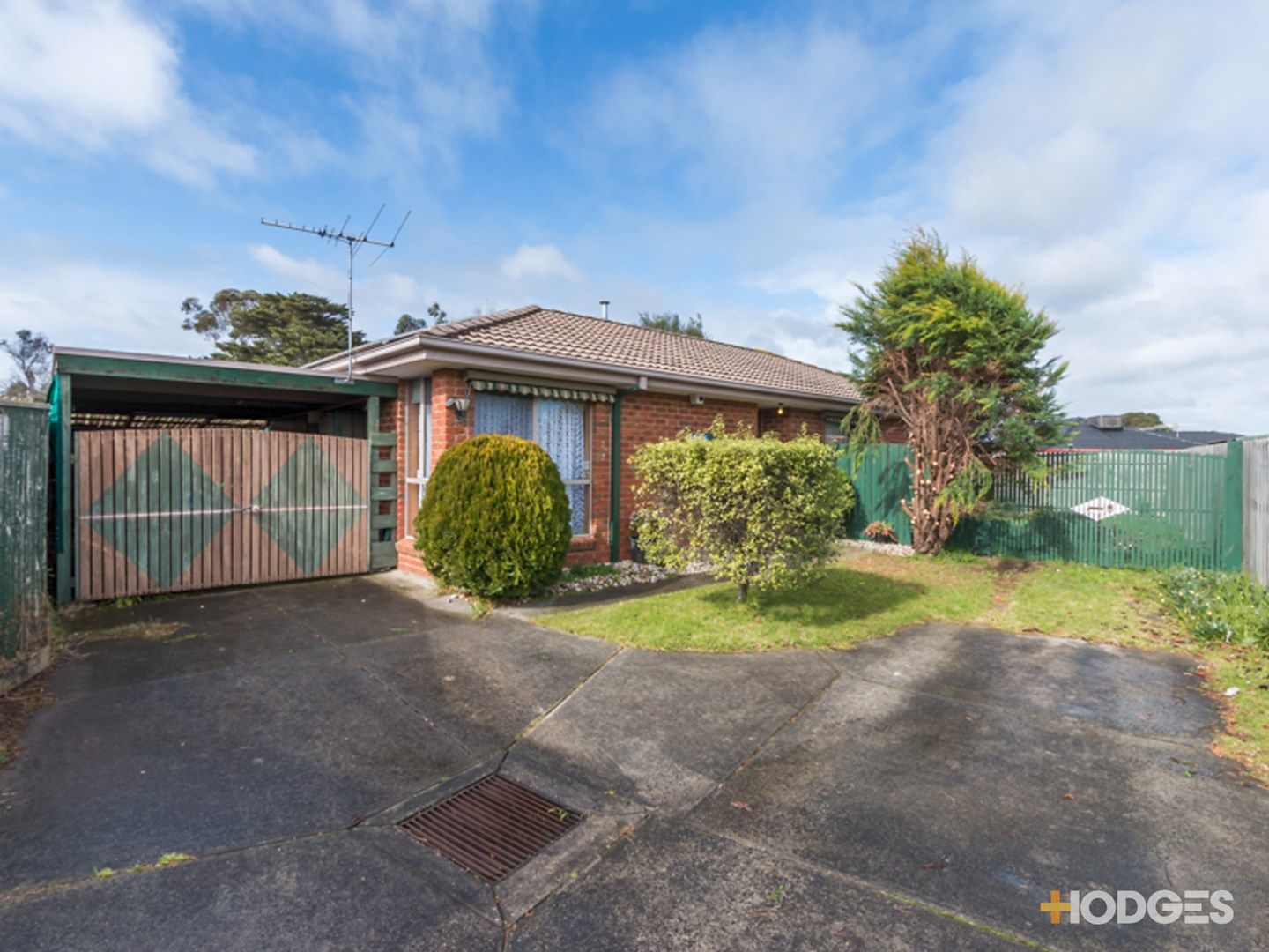 2/6 Hazlitt Court, Cranbourne VIC 3977, Image 0