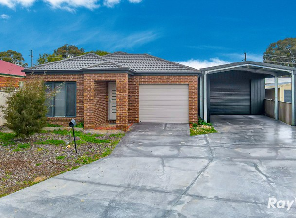 17 Julian Way, California Gully VIC 3556