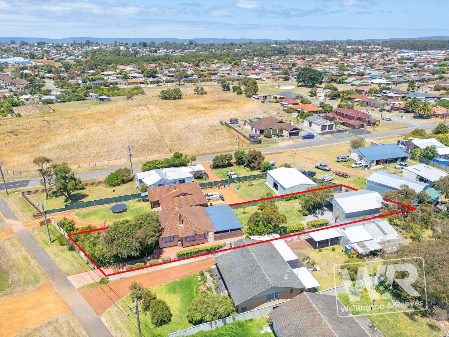 3 bedrooms House in 533 Albany Highway MCKAIL WA, 6330