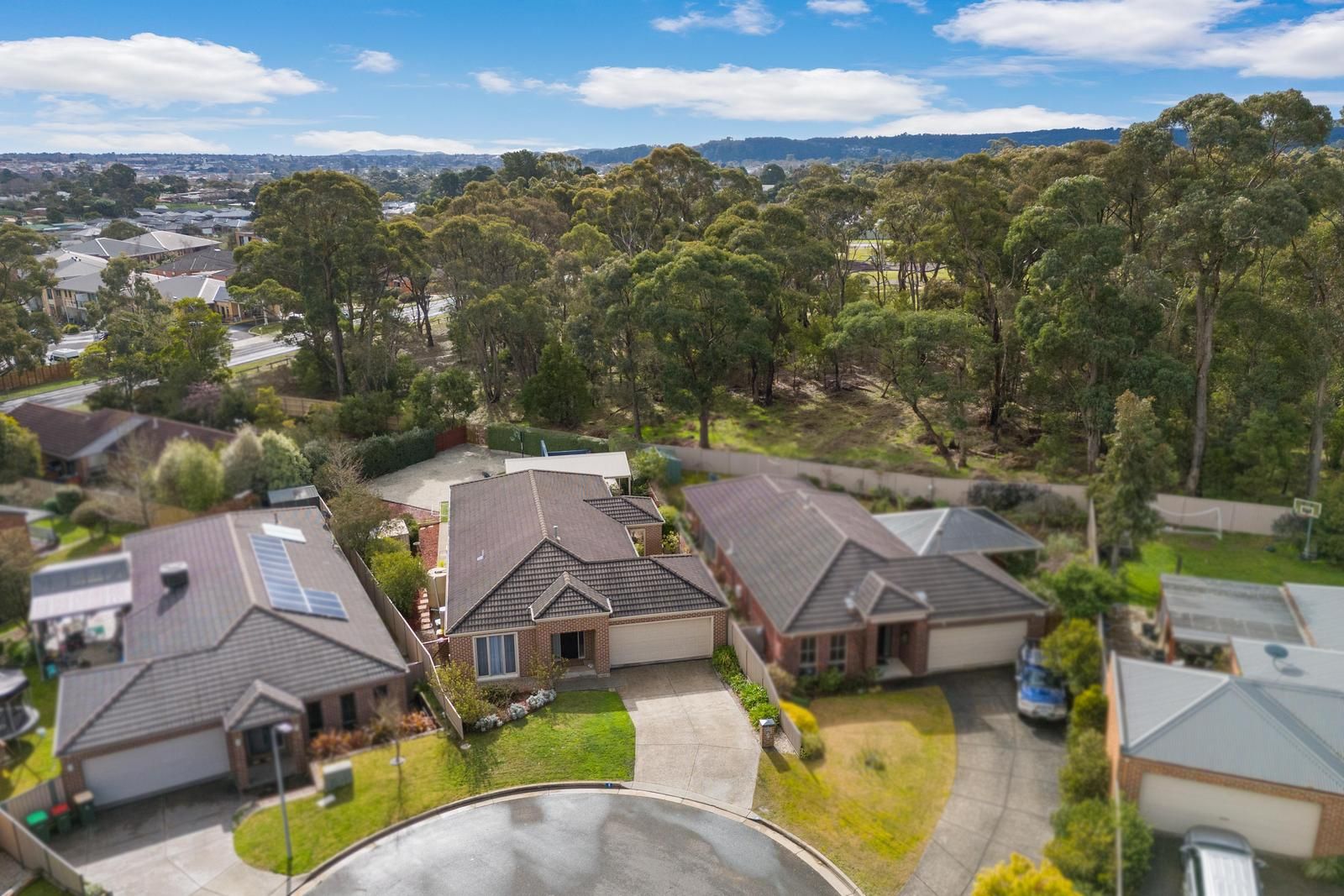 6 Pennyweight Place, Canadian VIC 3350, Image 0