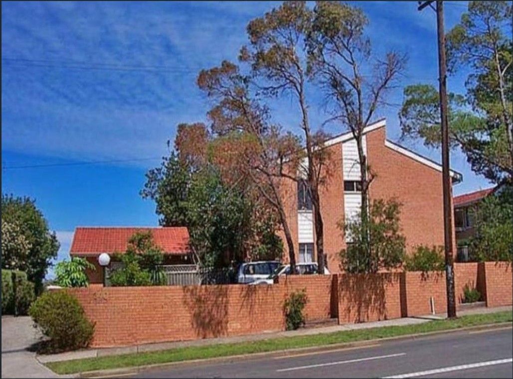 3 bedrooms Townhouse in 1/340 Marsden Road CARLINGFORD NSW, 2118