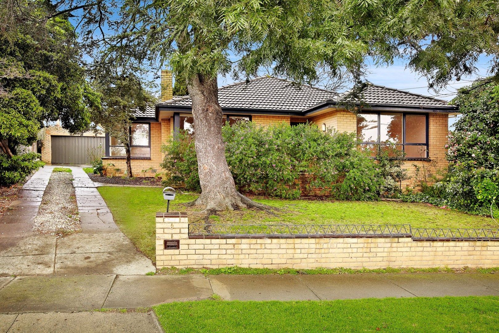 8 Ithaca Court, Chadstone VIC 3148, Image 1