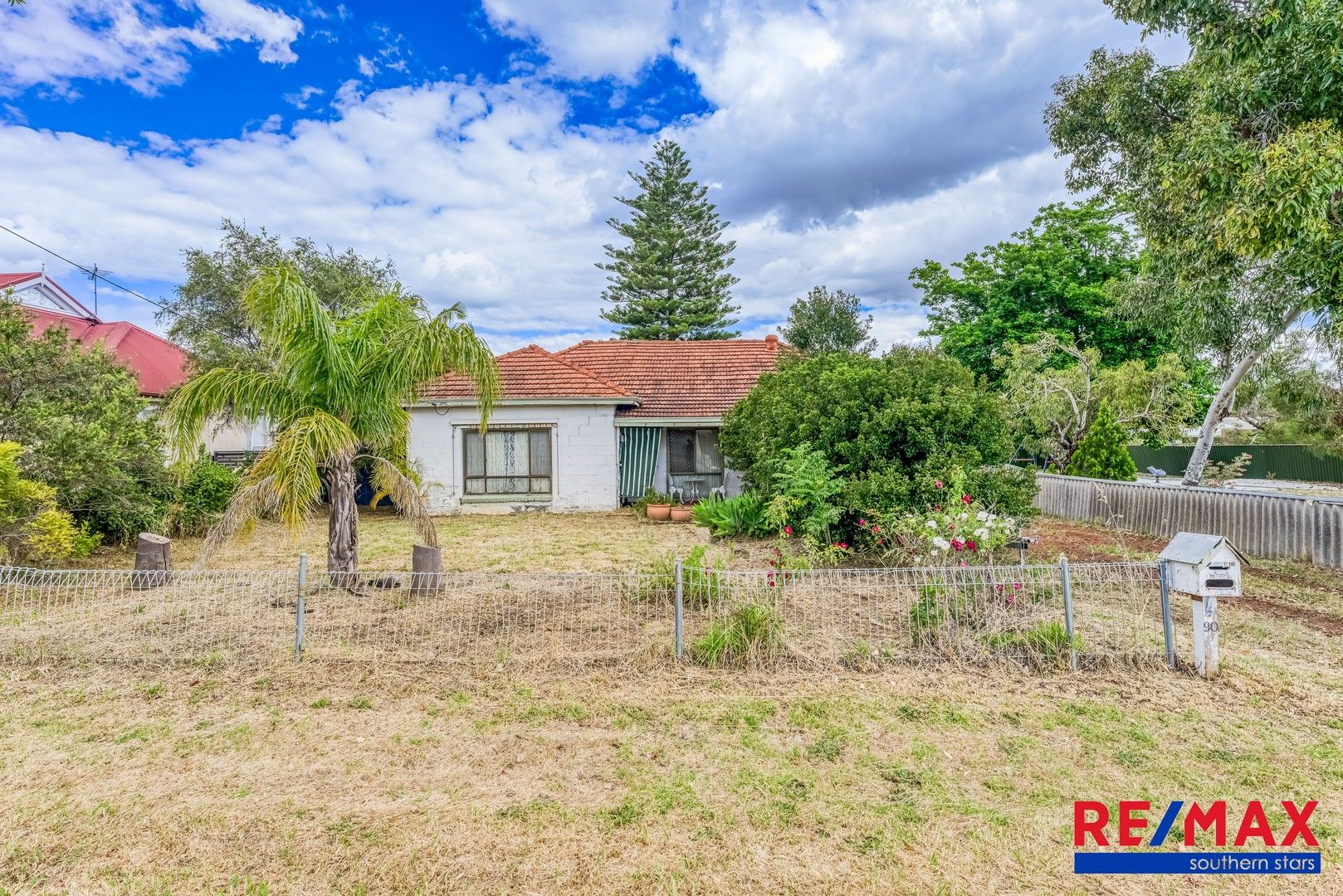3 bedrooms House in 90 Lacey Street BECKENHAM WA, 6107