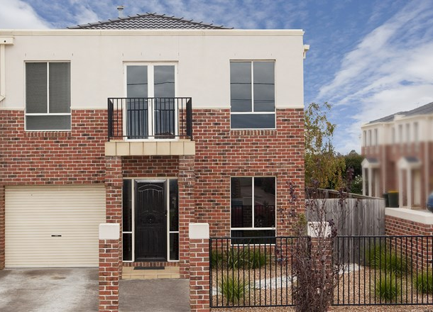 2/5 Hosken Street, Altona Meadows VIC 3028