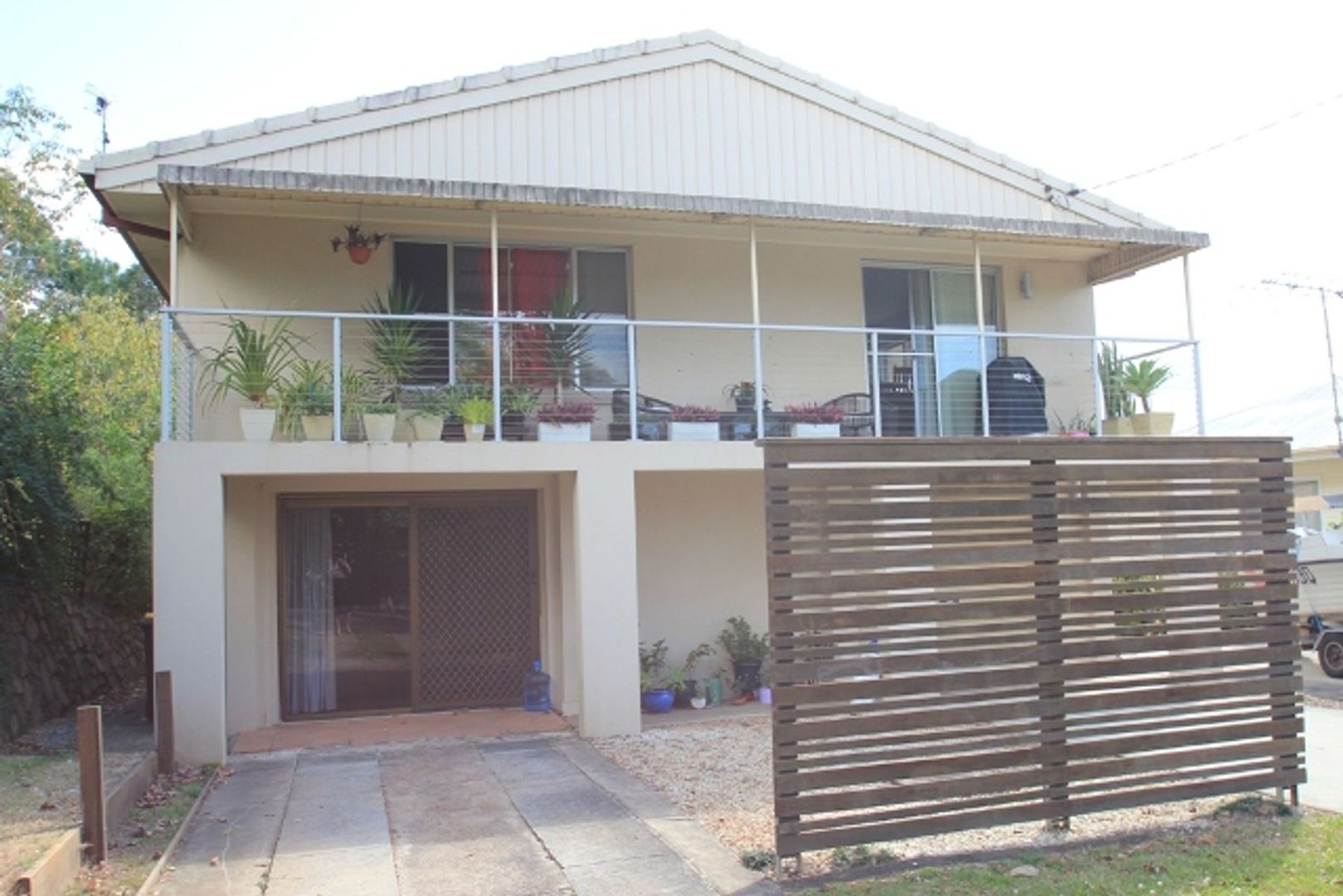 2 bedrooms Apartment / Unit / Flat in 68B Nambour-Mapleton Road NAMBOUR QLD, 4560