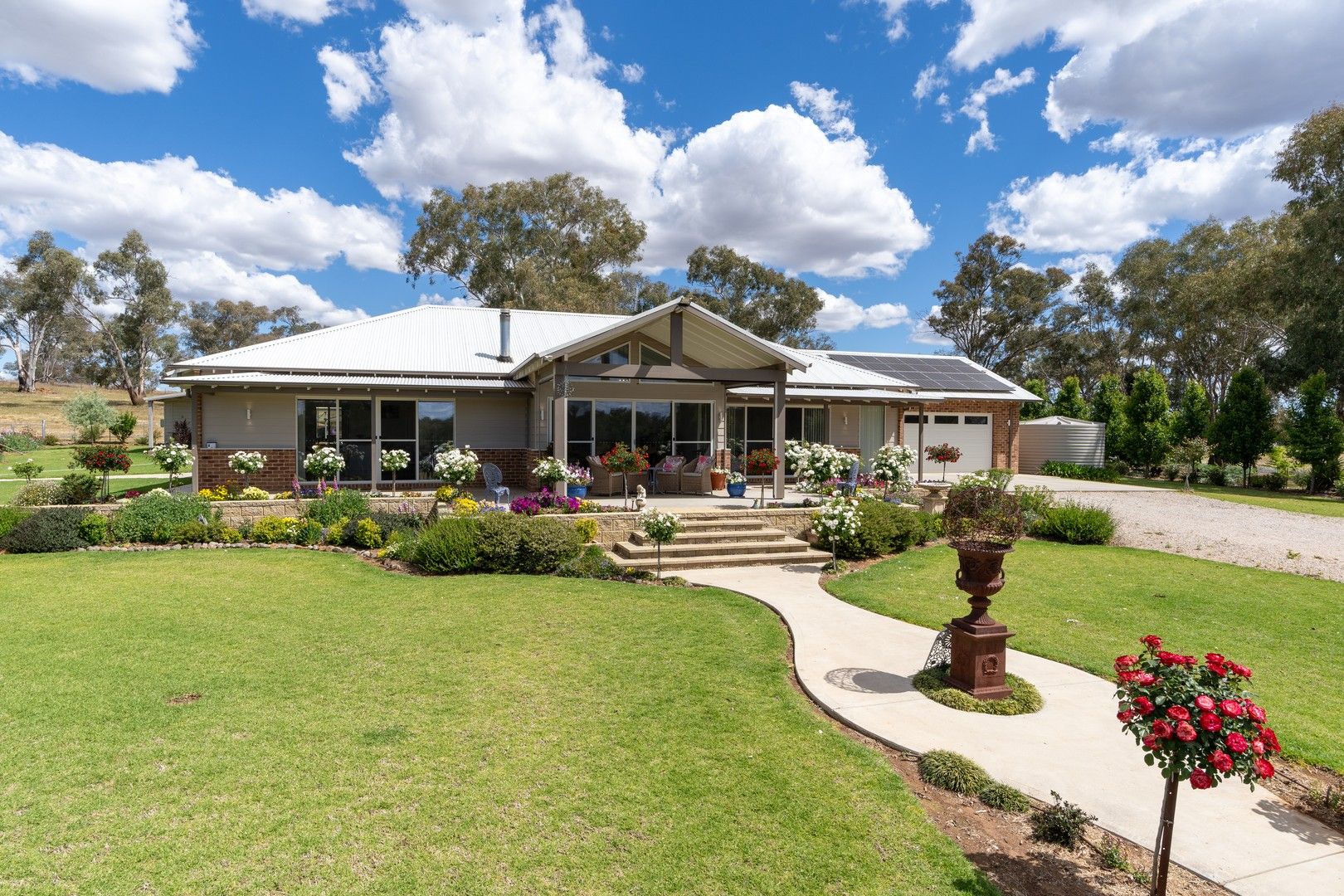 "Mandagery Views" 852 Kurrajong Road, Manildra NSW 2865, Image 0