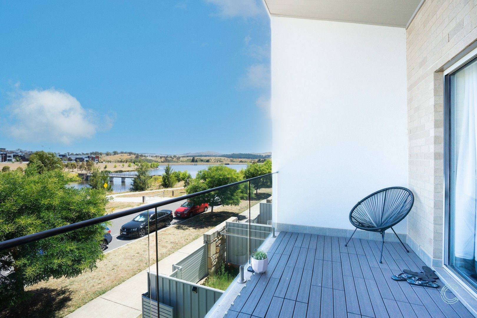 10 Edgeworth Parade, Coombs ACT 2611 Townhouse For Rent Domain