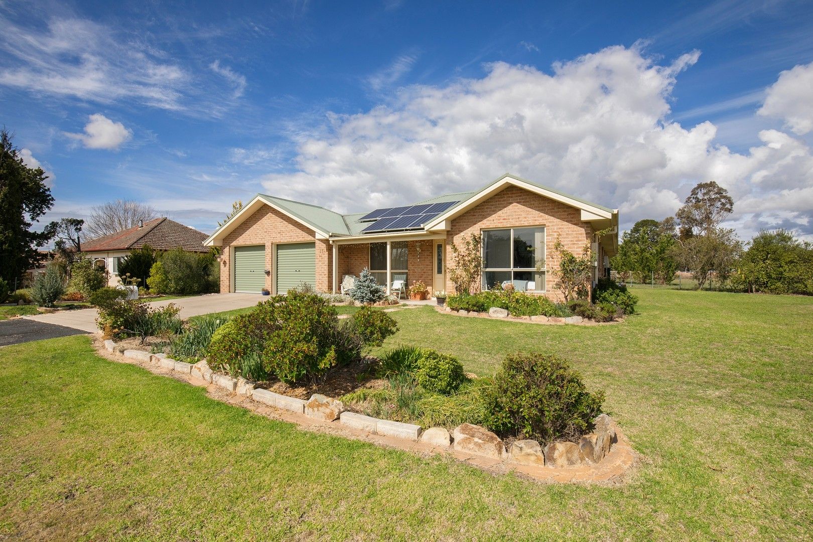 11 Leece Road, Uralla NSW 2358, Image 0