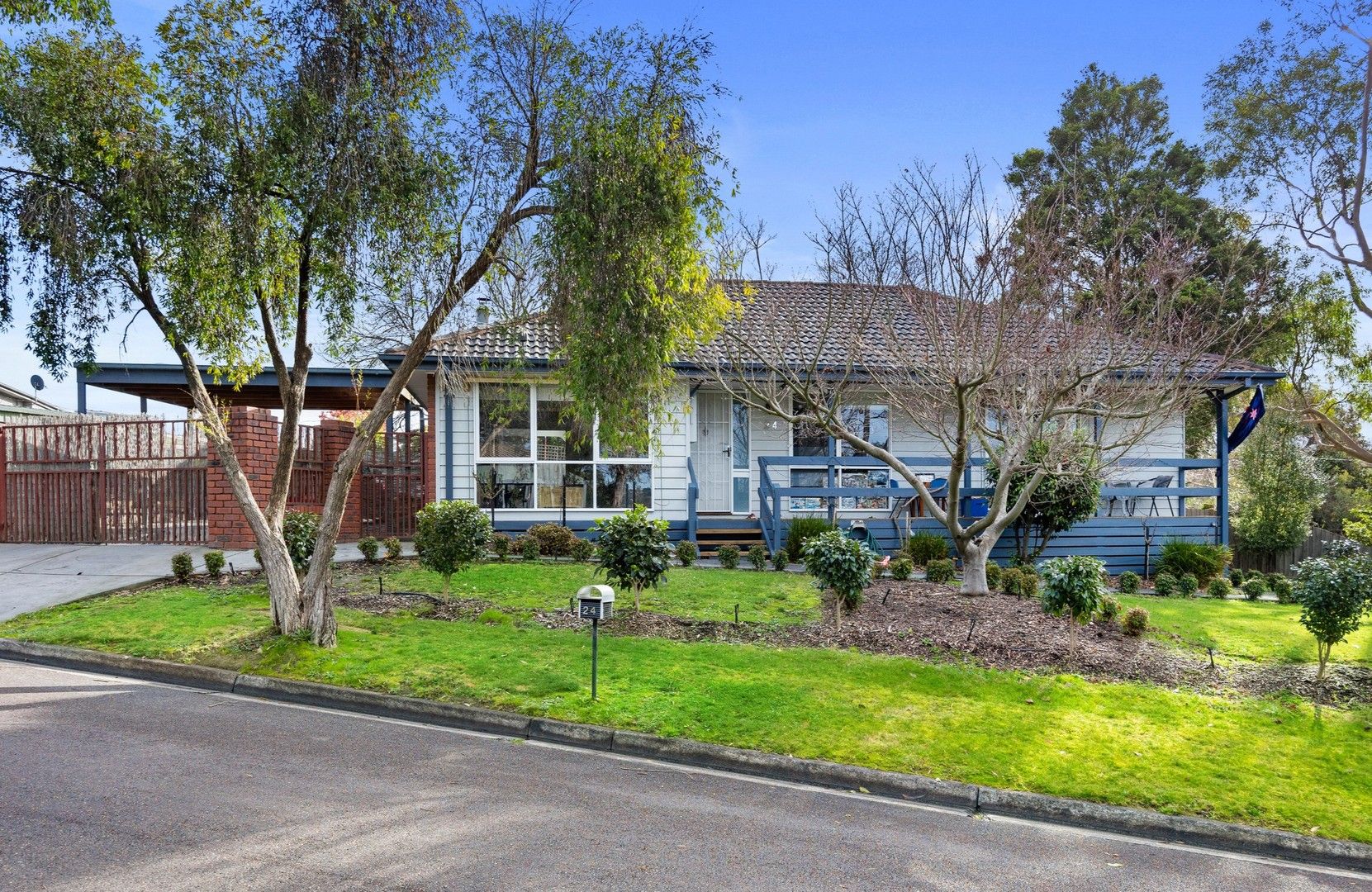 24 Dean Crescent, Launching Place VIC 3139, Image 2