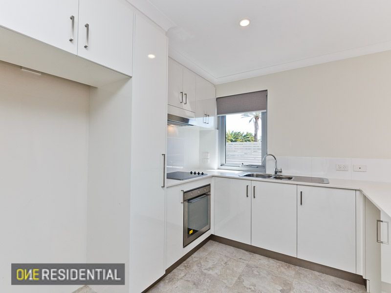 Unit 9/70 West Churchill Avenue, Munster WA 6166, Image 1