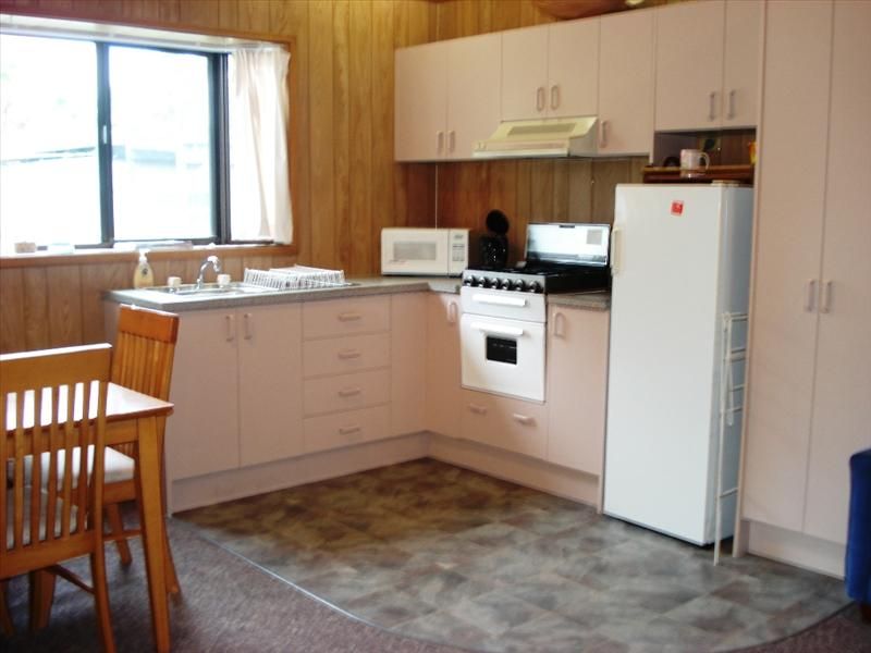 Van 60 Barlings Beach Caravan Park, Tomakin NSW 2537, Image 1