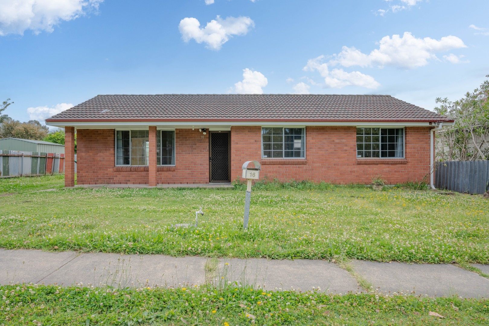 3 bedrooms House in 16 Blaxland St EAST MAITLAND NSW, 2323