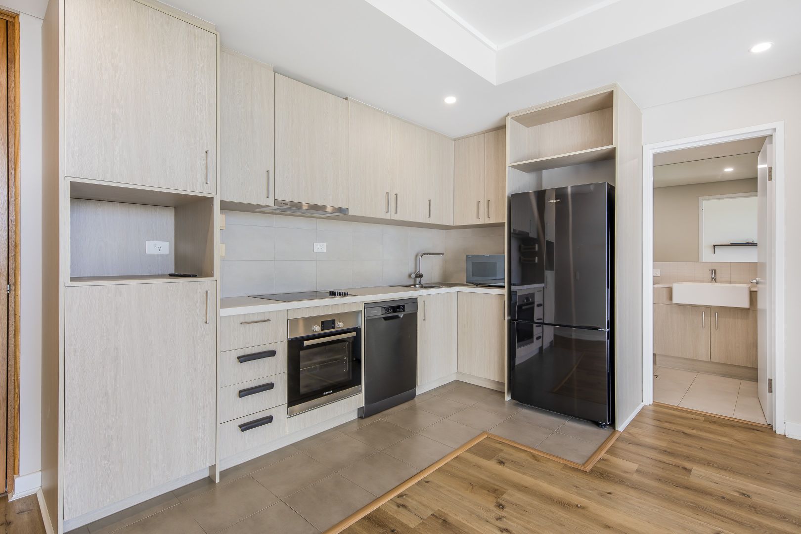 302/18 Cecil Avenue, Cannington WA 6107 Apartment For Rent 550