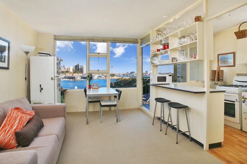 24/2-4 East Crescent Street, MCMAHONS POINT NSW 2060, Image 2