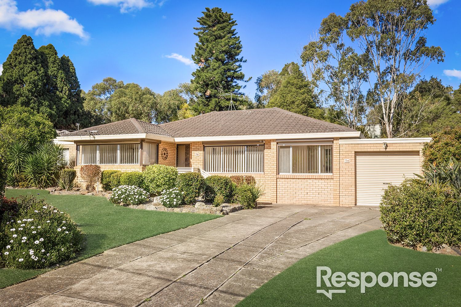 74 Tamboura Avenue, Baulkham Hills Property History & Address