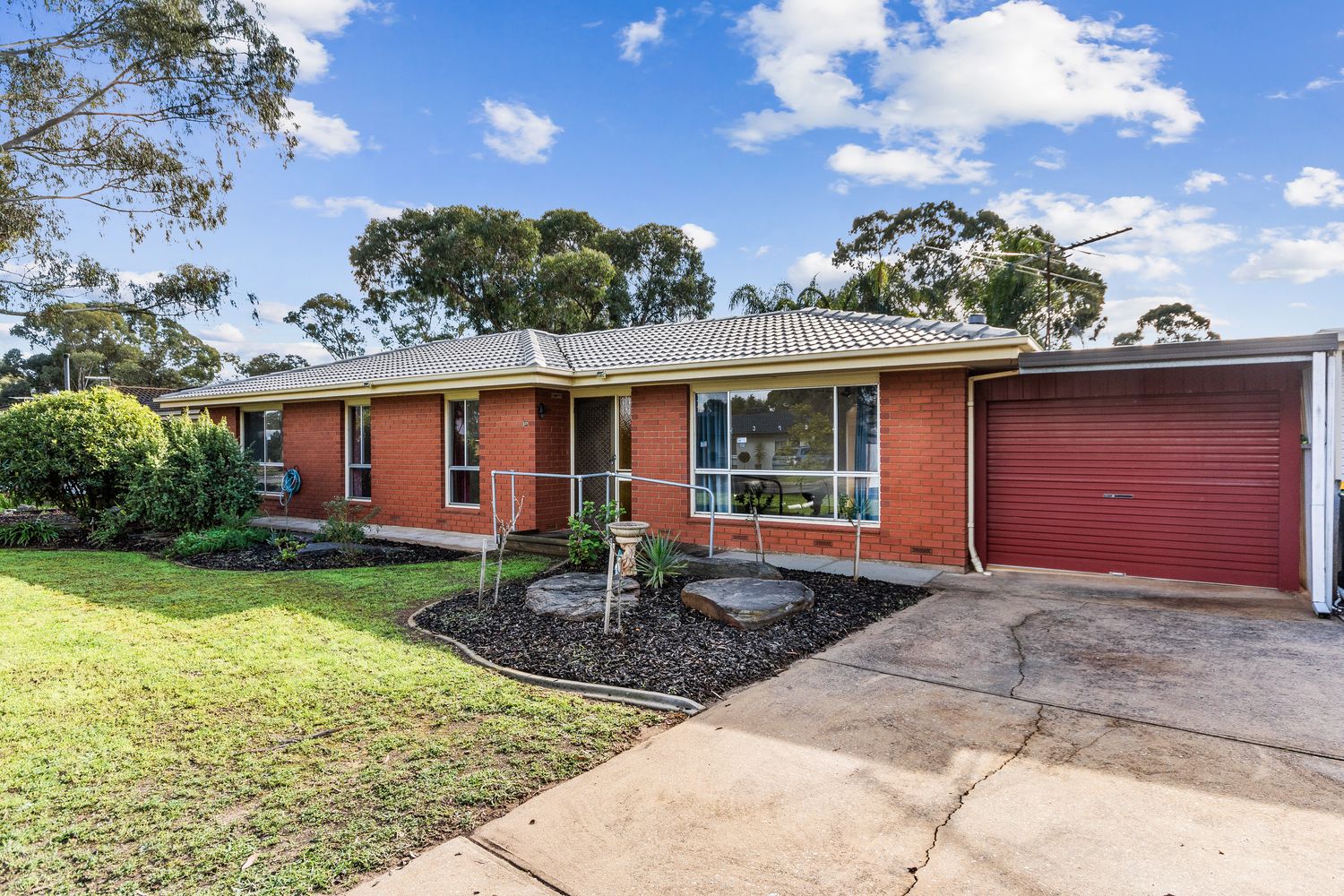 10 Morey Drive, Salisbury Height Property History & Address Research