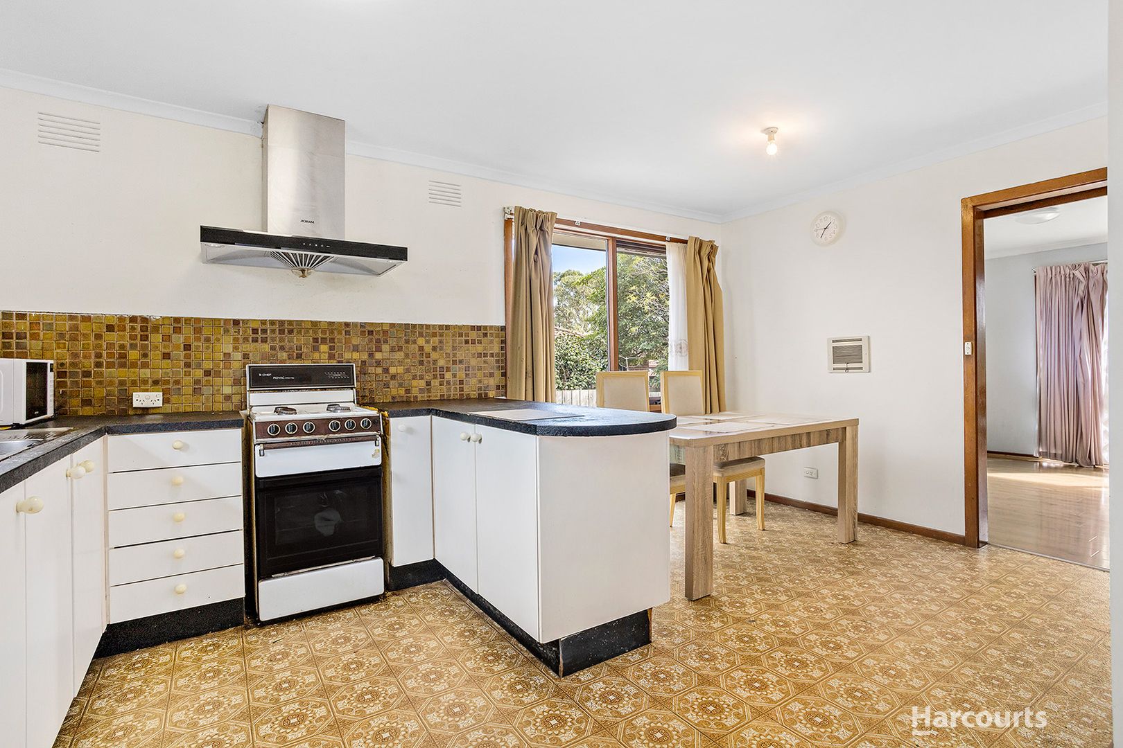 6/50-52 Doveton Avenue, Eumemmerring VIC 3177, Image 2