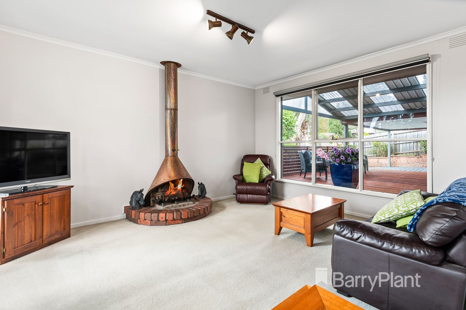 20 Haley Street, Diamond Creek VIC 3089, Image 2