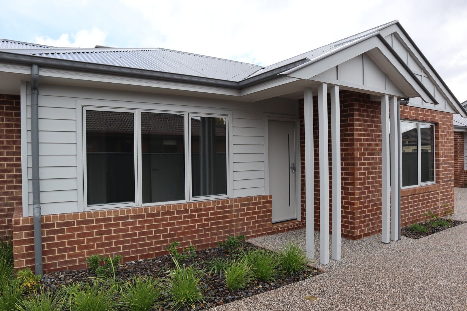 2/14 Chenery Street, Wodonga VIC 3690 Apartment For Rent 475 Domain
